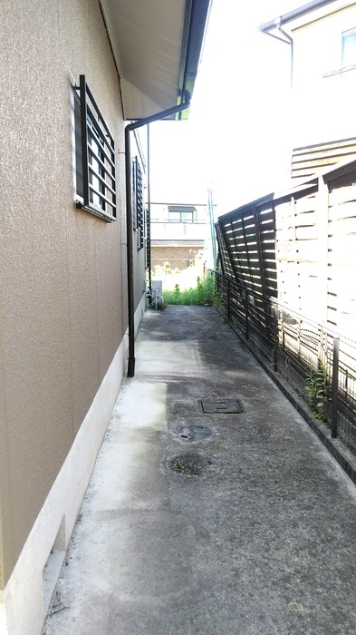 桜ヶ丘2丁目一戸建賃貸住宅の駐車場