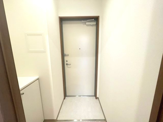 シャンブル門真の玄関