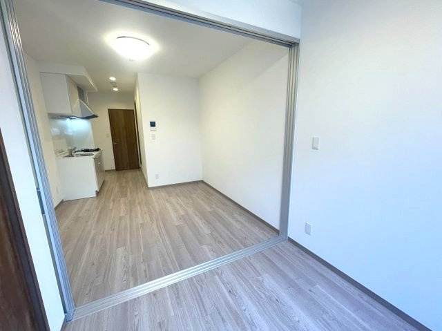 シャンブル門真の洋室