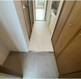 シャルム橋本Ⅲの玄関