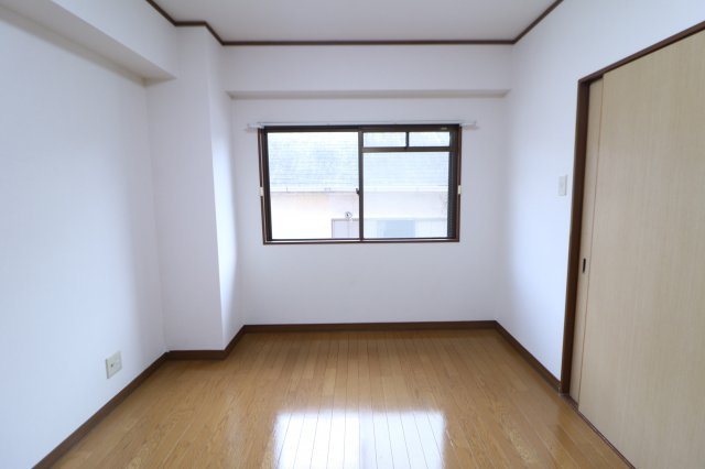 【居間・リビング】 | 久我ハイツ