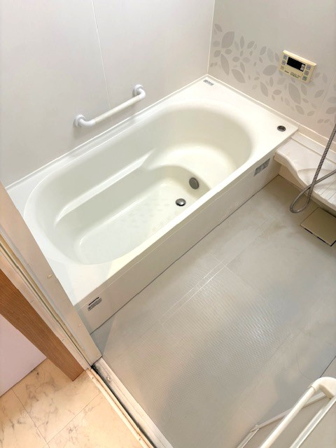 ◆令和３年９月リフォーム済みの美宅◆設備満載のロフト付き３ＬＤＫ住宅◆城陽市富野西垣内の浴室|浴室