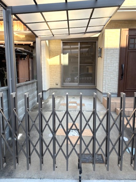 ◆令和３年９月リフォーム済みの美宅◆設備満載のロフト付き３ＬＤＫ住宅◆城陽市富野西垣内の駐車場|駐車場、カーポート