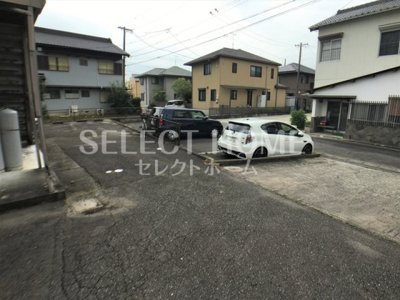【駐車場】 | ファミールハイツＢ棟 | 駐車スペースもあります