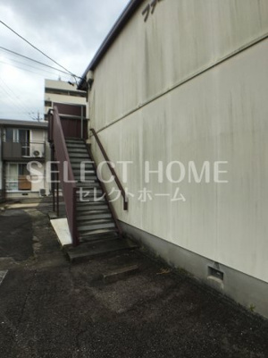 【エントランス】 | ファミールハイツＢ棟 | 建物の内部です