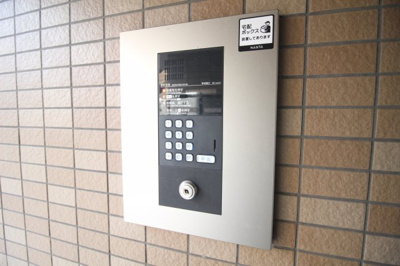 【エントランス】 | アベニュー大供