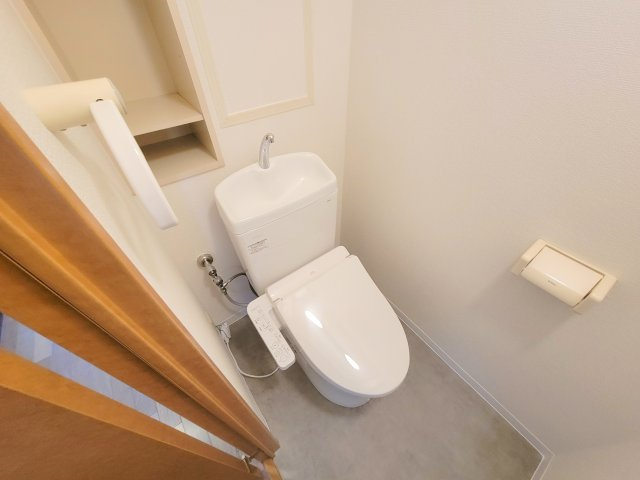ローレルスクエア登美ヶ丘第Ⅰ期1番館のトイレ
