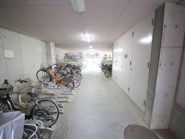 ローレルスクエア登美ヶ丘第Ⅰ期1番館のその他共用部分