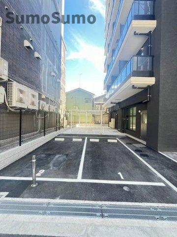 ザ・パークハビオ塚本の駐車場|駐車場に車を止められます