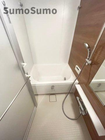 ザ・パークハビオ塚本の浴室|ゆったり過ごせるお風呂です