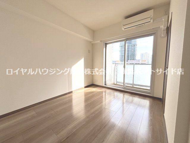 【寝室】