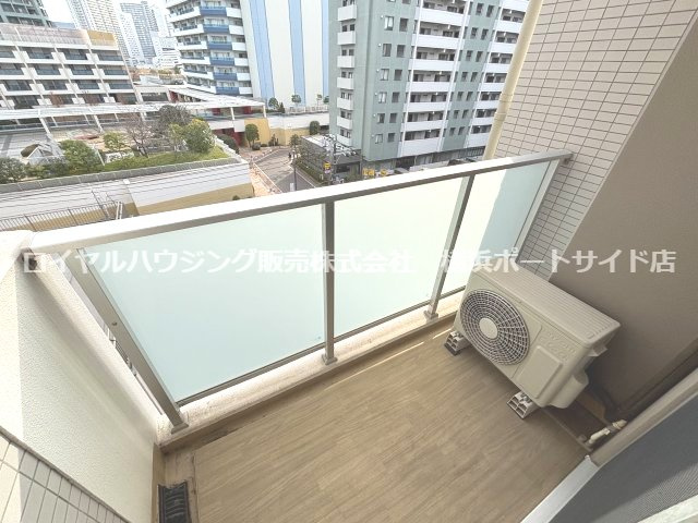 【バルコニー】