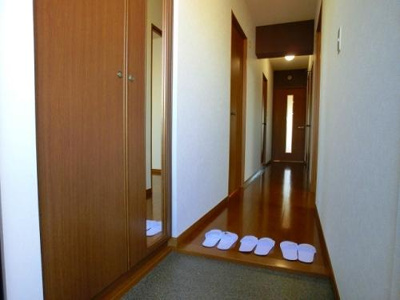 【玄関】 | ヴィラージュ荷稲 | 同仕様サンプル写真