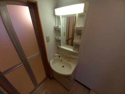 【独立洗面台】 | リーフジャルダン富田駅前