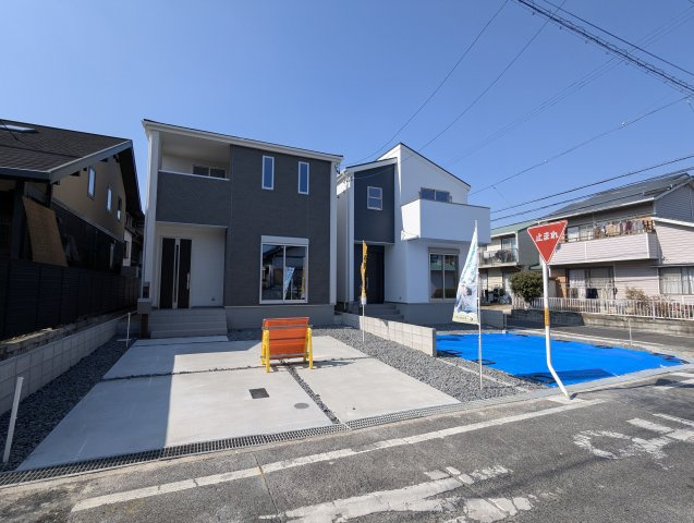 瀬戸市高根町　全2棟の外観