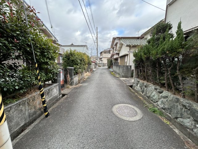 和歌山市有本・土地・56890の前面道路含む現地写真
