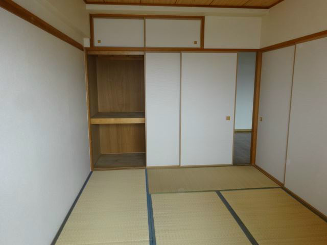 セントラルハイツ中平の和室