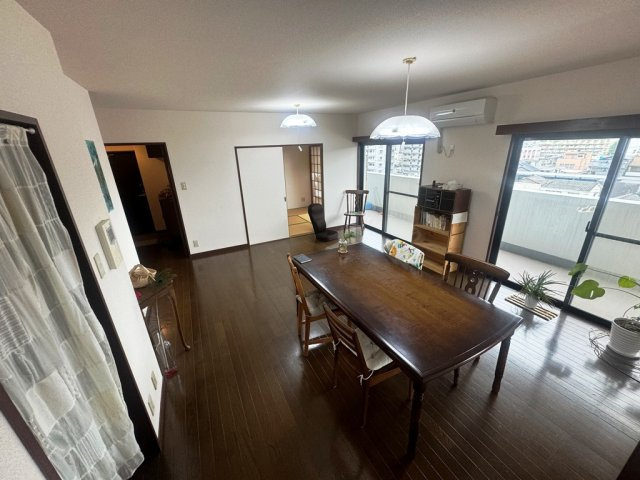 ヒューマンズ六ツ門の居間・リビング