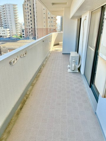 ヒューマンズ六ツ門のロビー