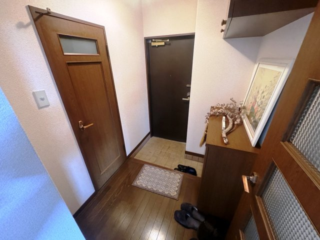 ヒューマンズ六ツ門の玄関