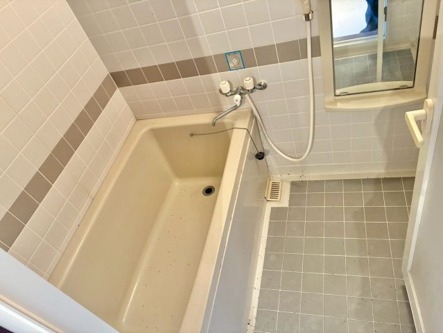 ヒューマンズ六ツ門の浴室