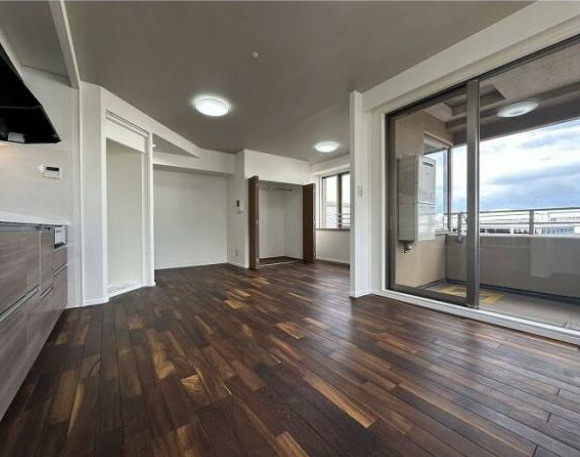 クレアウォーターマークの居間・リビング