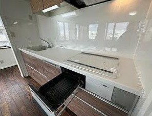 クレアウォーターマークのキッチン|IHコンロ