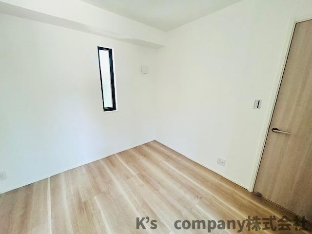 茅ヶ崎市今宿　新築戸建　2号棟の洋室|洋室5.4帖◇お子様のお部屋や書斎等にもお勧めです♪