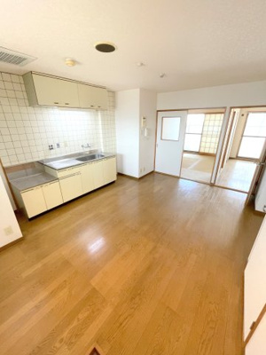 【居間・リビング】 | マンション和泉第三