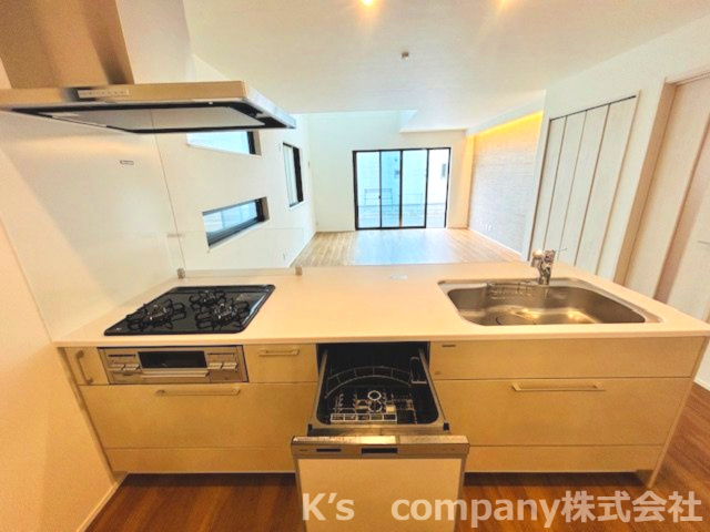 茅ヶ崎市今宿　新築戸建　3号棟のキッチン|家事の時短に役立つシステムキッチン♪