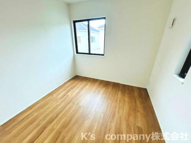 茅ヶ崎市今宿　新築戸建　3号棟の洋室|様々な用途にお使いいただける洋室です☆