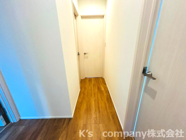 茅ヶ崎市今宿　新築戸建　3号棟の玄関|玄関からの眺めです♪