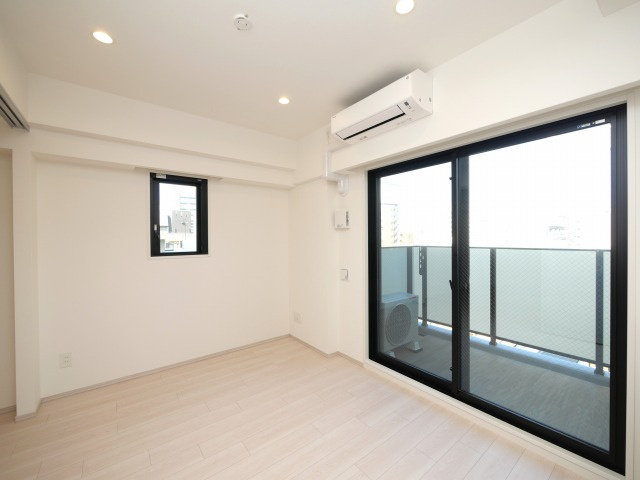 シーズンフラッツ新大阪の居間・リビング