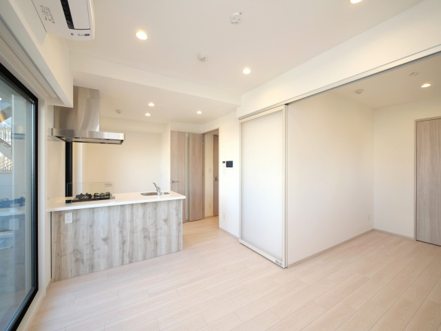 シーズンフラッツ新大阪の居間・リビング