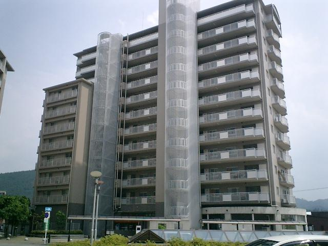 駅前 店舗 グリーンスクエア１番館　1階