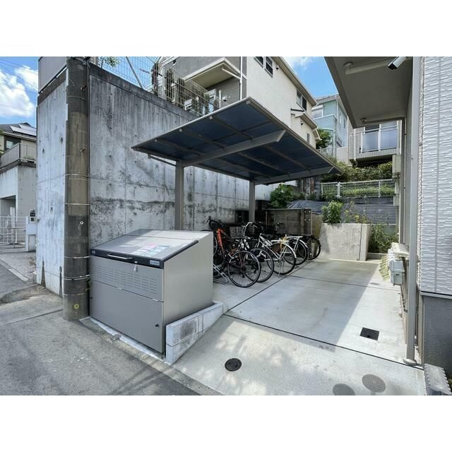 エムヒルズの設備