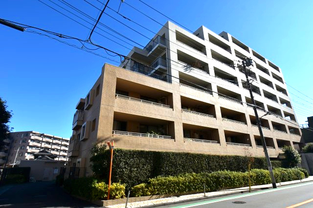 ファストジュール練馬春日町の外観