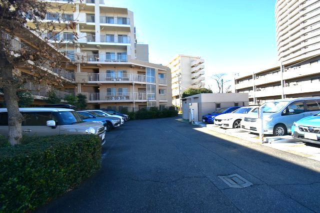 ファストジュール練馬春日町の駐車場