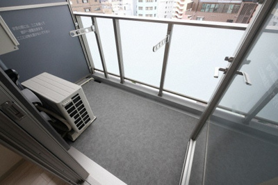 【バルコニー】 | プレサンス天王寺勝山 | 暖かな日差しのふりそそぐバルコニー