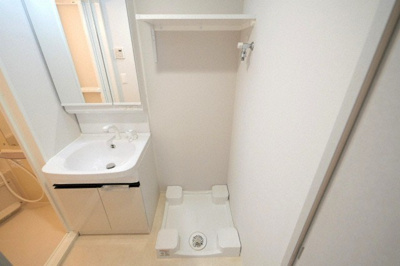 【設備】 | ベイサイドパークOSAKAサウスレジデンシス | 洗濯機置き場です