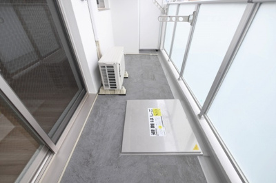 【バルコニー】 | セレニテ難波ミラク壱番館 | 落ち着いた時間を過ごせるバルコニーです