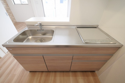 【キッチン】 | セレニテ難波ミラク壱番館 | きれいなキッチンです