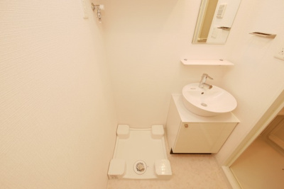 【設備】 | エスリード大阪デュアルゲート | 洗濯機置き場です