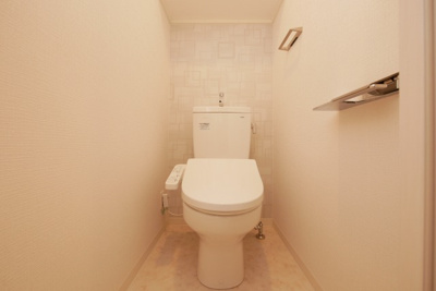 【トイレ】 | エスリード大阪デュアルゲート | 清潔感のあるトイレです