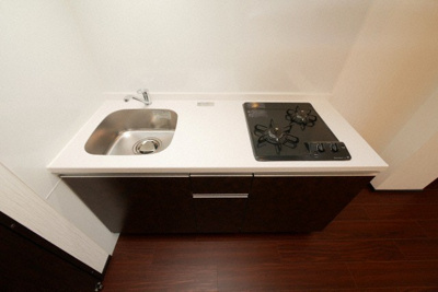 【キッチン】 | Vinoプレジオ本町 | コンパクトなキッチンで掃除もラクラク