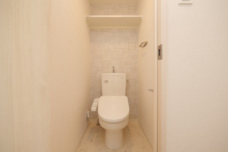 【トイレ】 | エスリードレジデンスグラン大阪福島ノース | シンプルで使いやすいトイレです