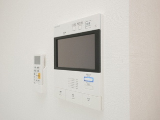 【セキュリティ】 | S-RESIDENCE福島Alovita | モニター付きインターホンです