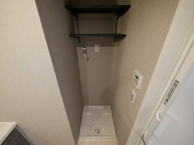 【設備】 | シーズンフラッツ阿波座 | 洗濯機置き場です