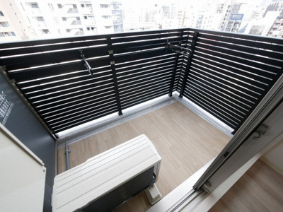 【バルコニー】 | プレサンス堺筋本町ディスティニー | お洗濯にも便利なバルコニー付き