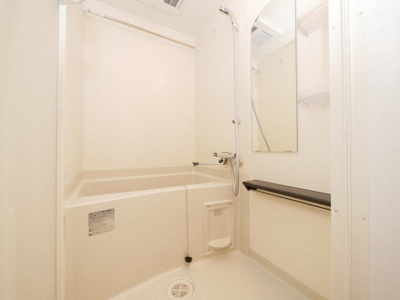 【浴室】 | プレサンス堺筋本町ディスティニー | きれいなお風呂です